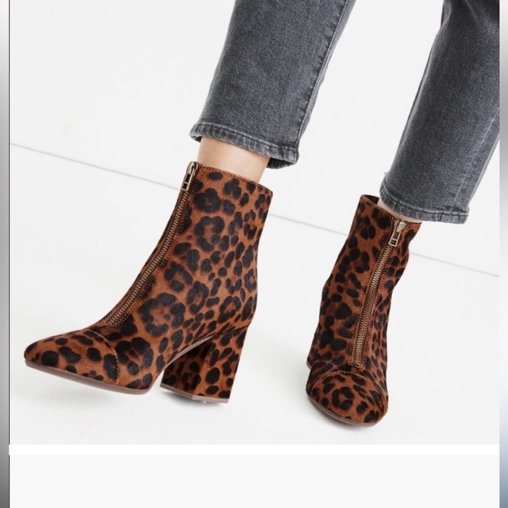 Madewell Amalia calf skin Ankle Boots with Zip Up Design